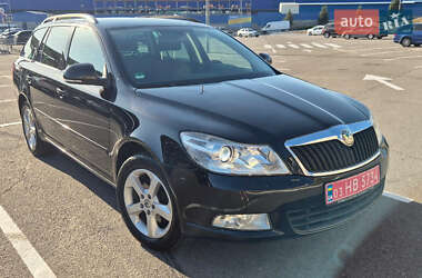 Универсал Skoda Octavia 2011 в Виннице