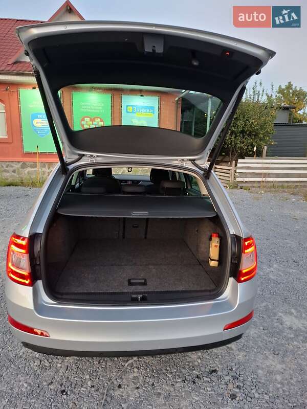 Универсал Skoda Octavia 2013 в Звягеле фото 5 Универсал Skoda Octavia 2013 в Звягеле
