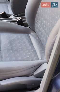 Лифтбек Skoda Octavia 2002 в 