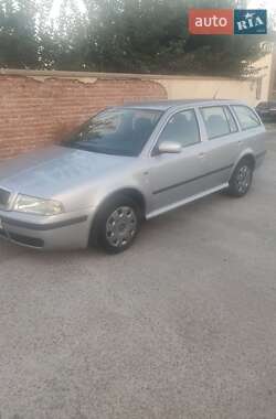 Универсал Skoda Octavia 2001 в Киеве