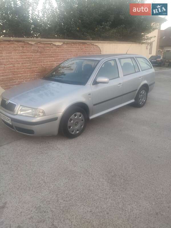 Универсал Skoda Octavia 2001 в Киеве