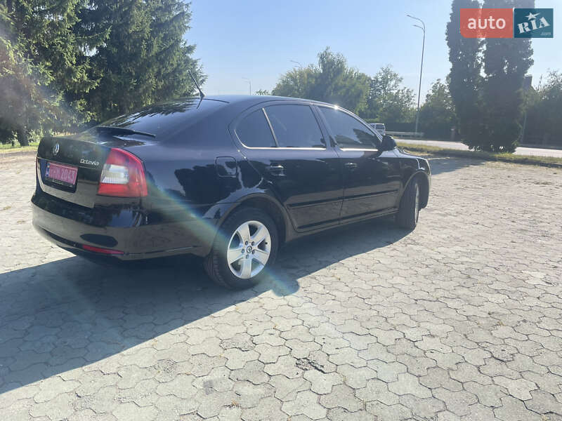 Лифтбек Skoda Octavia 2012 в Дубно