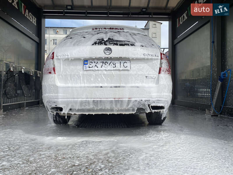 Універсал Skoda Octavia 2015 в Кам'янець-Подільському