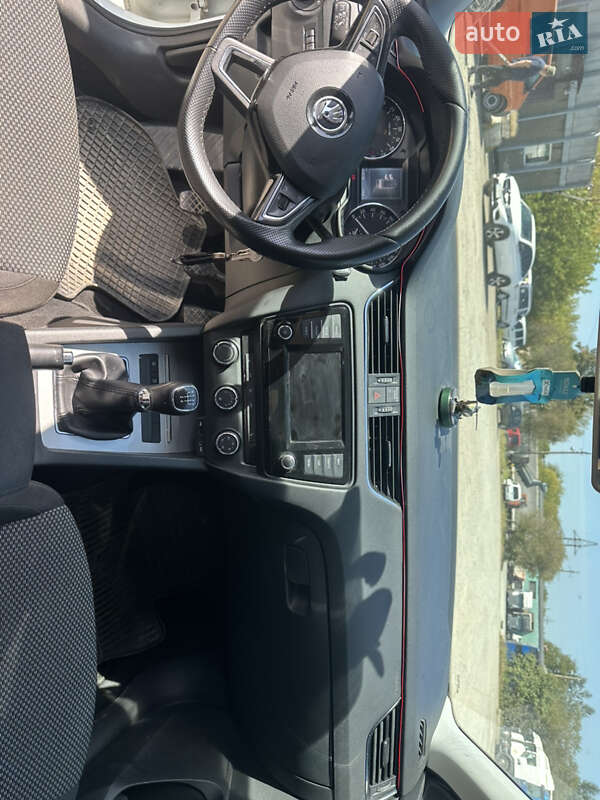 Универсал Skoda Octavia 2015 в Черновцах