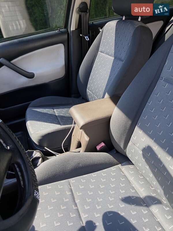 Лифтбек Skoda Octavia 2008 в Одессе