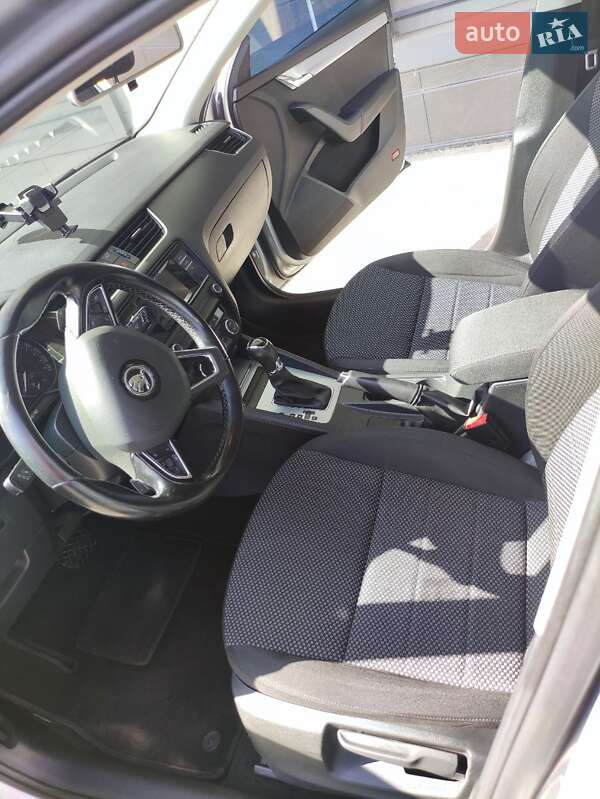 Универсал Skoda Octavia 2015 в Киеве