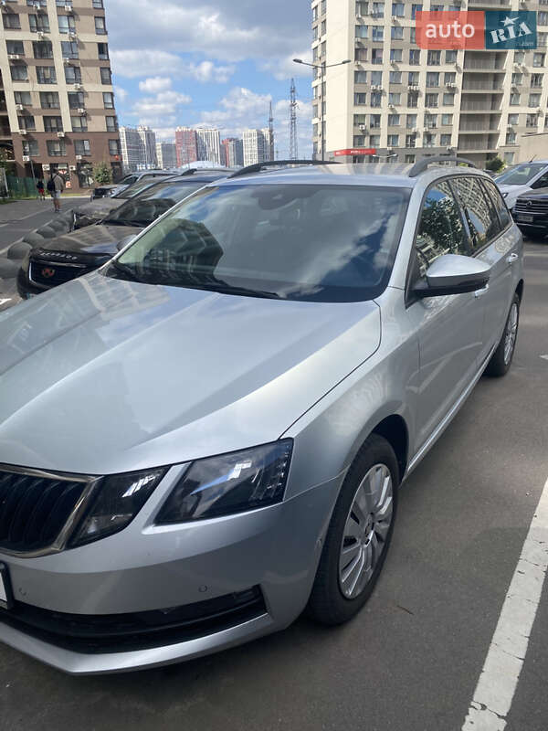 Универсал Skoda Octavia 2018 в Киеве