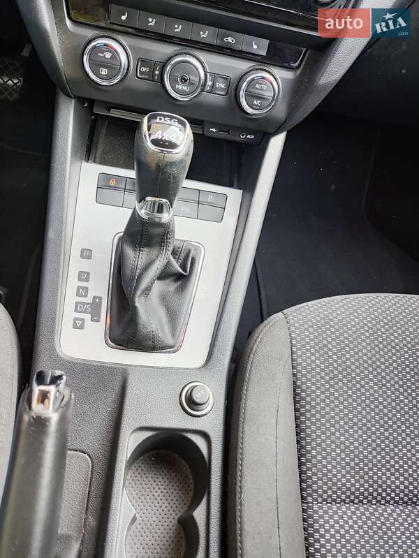 Універсал Skoda Octavia 2016 в Рівному