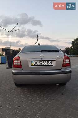 Лифтбек Skoda Octavia 2008 в Львове
