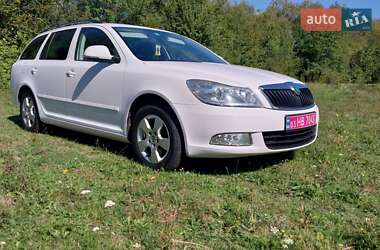 Универсал Skoda Octavia 2012 в 