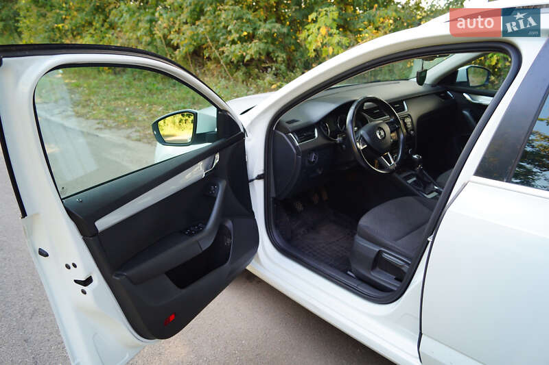 Универсал Skoda Octavia 2015 в Киеве