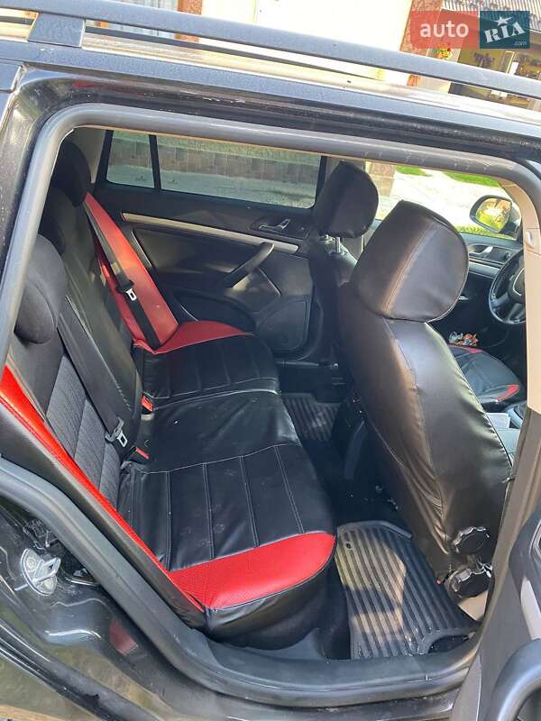 Универсал Skoda Octavia 2011 в Подгайцах