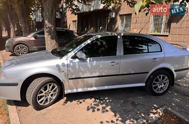 Лифтбек Skoda Octavia 2008 в 