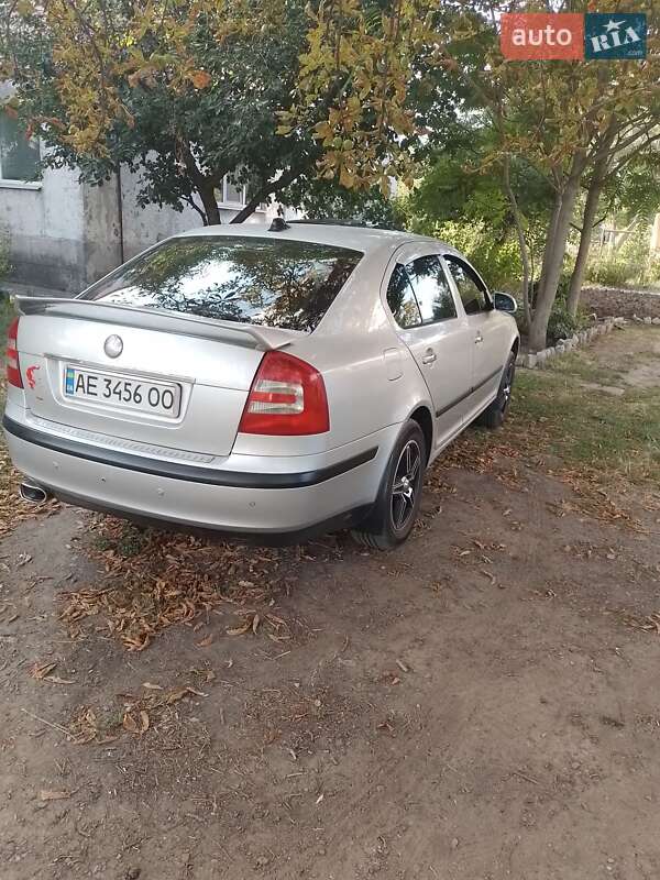 Лифтбек Skoda Octavia 2005 в Днепре