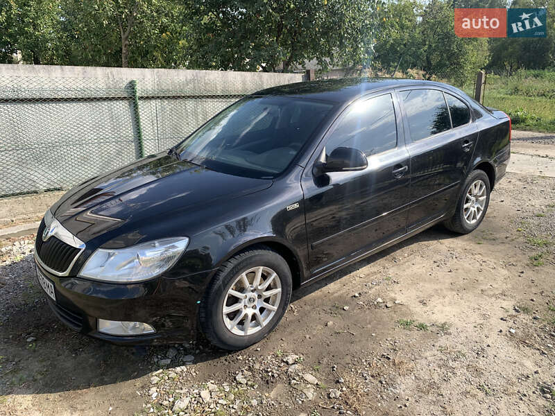 Лифтбек Skoda Octavia 2011 в 