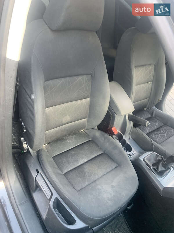 Лифтбек Skoda Octavia 2011 в Золочеве