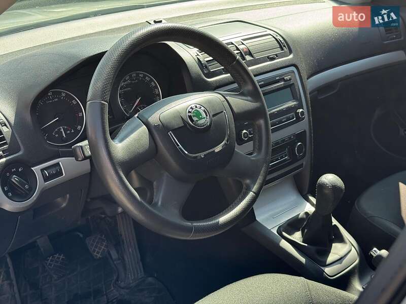 Лифтбек Skoda Octavia 2009 в Харькове