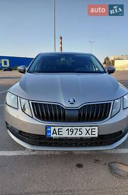 Лифтбек Skoda Octavia 2017 в Днепре