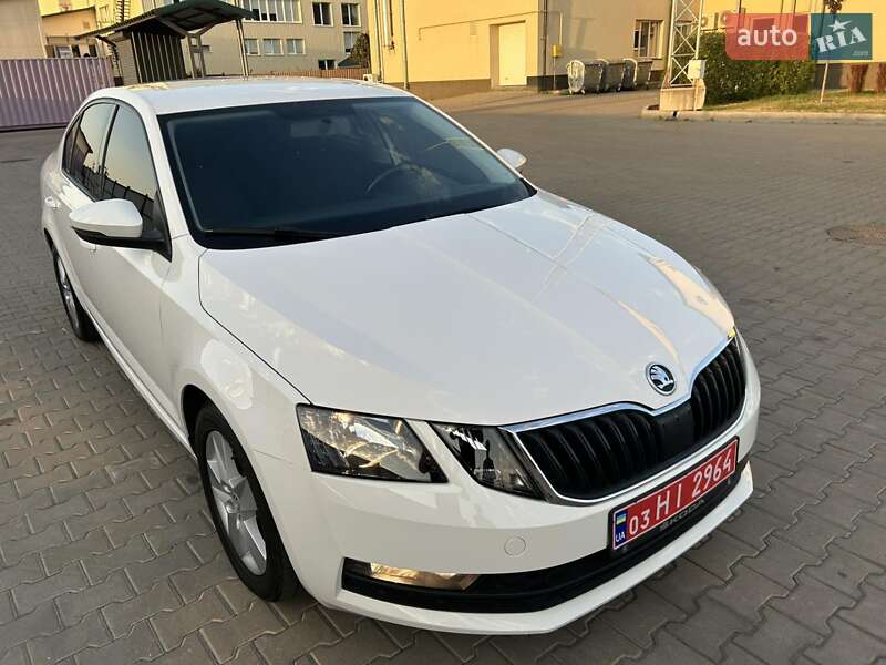 Лифтбек Skoda Octavia 2019 в Луцке