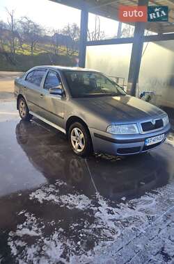 Лифтбек Skoda Octavia 2005 в 