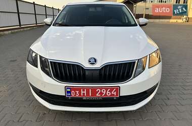 Лифтбек Skoda Octavia 2019 в Луцке