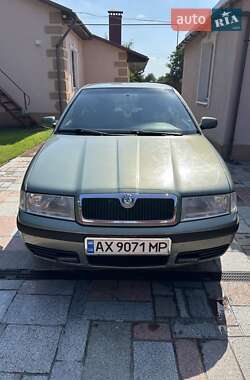 Лифтбек Skoda Octavia 2003 в Харькове