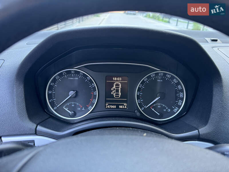 Универсал Skoda Octavia 2011 в Львове фото 4 Универсал Skoda Octavia 2011 в Львове