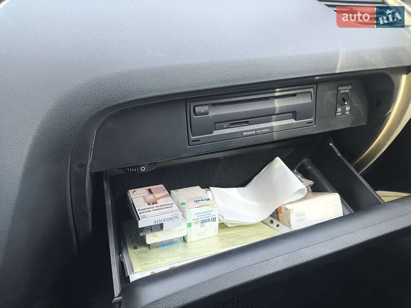 Универсал Skoda Octavia 2015 в Ужгороде