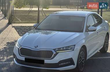 Ліфтбек Skoda Octavia 2020 в Мукачевому