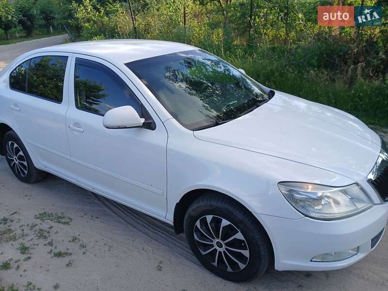Лифтбек Skoda Octavia 2011 в Виннице