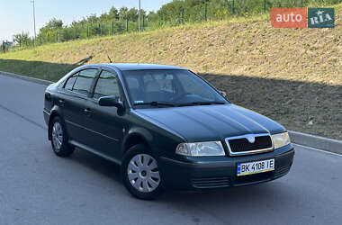 Лифтбек Skoda Octavia 2001 в Ровно