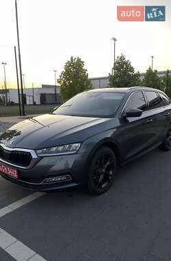 Универсал Skoda Octavia 2021 в Мукачево