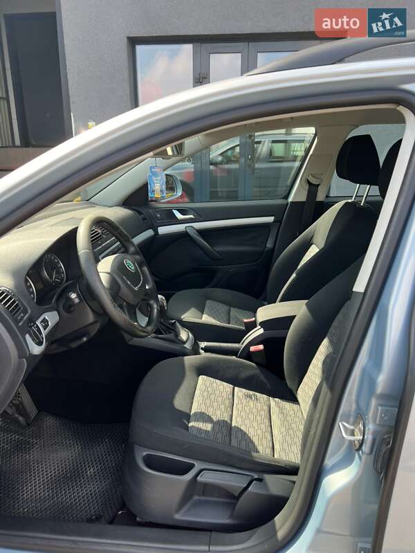 Универсал Skoda Octavia 2010 в Львове