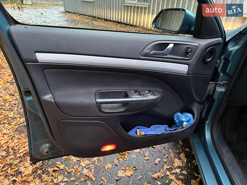 Универсал Skoda Octavia 2005 в Киеве