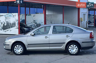 Лифтбек Skoda Octavia 2008 в 