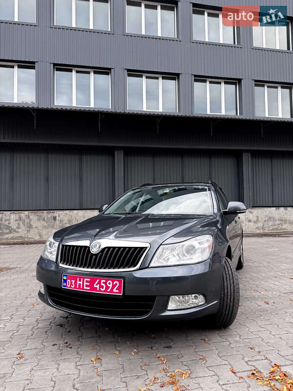 Универсал Skoda Octavia 2011 в Полтаве