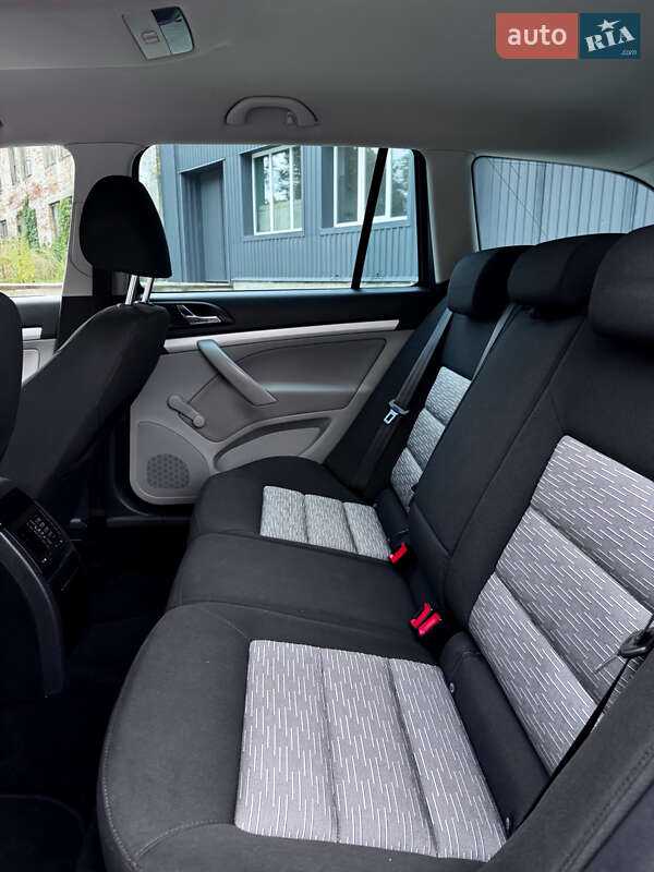 Универсал Skoda Octavia 2011 в Полтаве