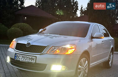 Лифтбек Skoda Octavia 2009 в 