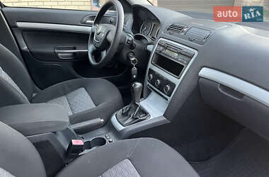 Универсал Skoda Octavia 2009 в 