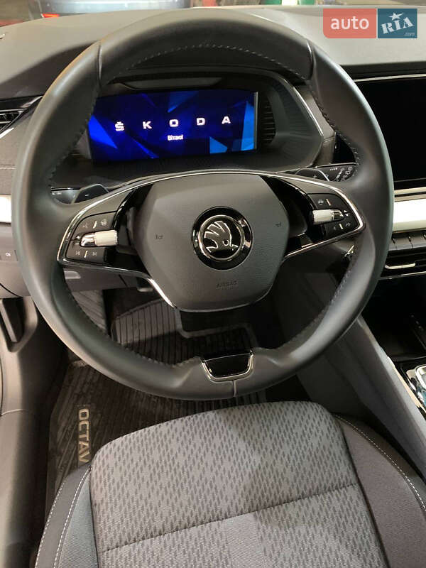 Ліфтбек Skoda Octavia 2023 в Києві