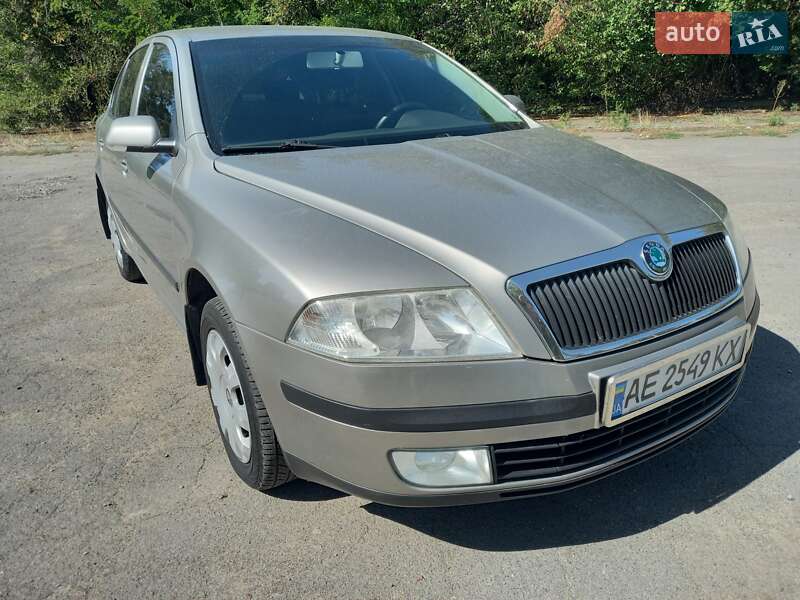 Лифтбек Skoda Octavia 2008 в 