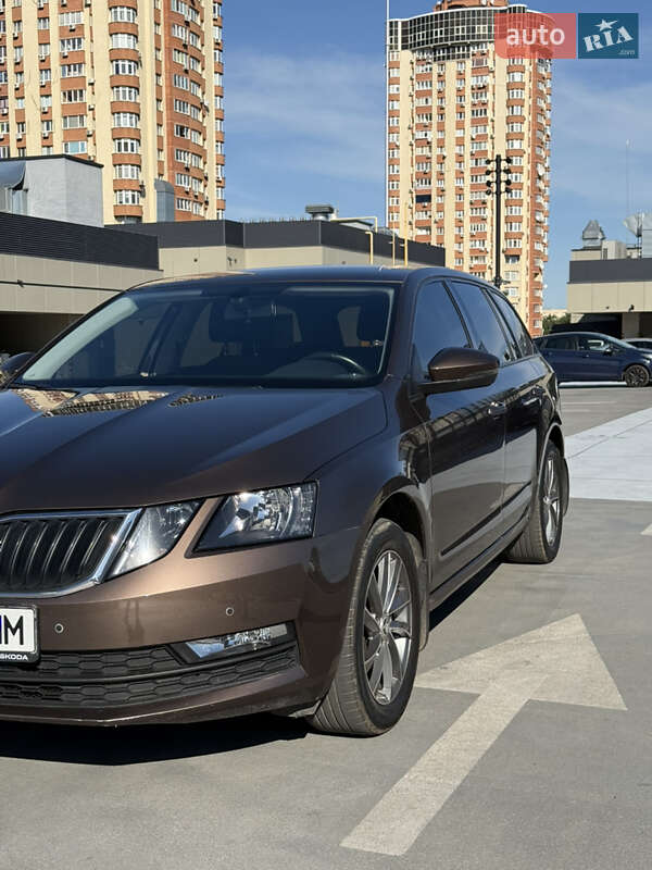 Універсал Skoda Octavia 2019 в Києві