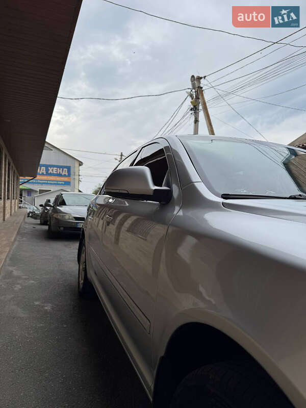 Лифтбек Skoda Octavia 2012 в Полонном