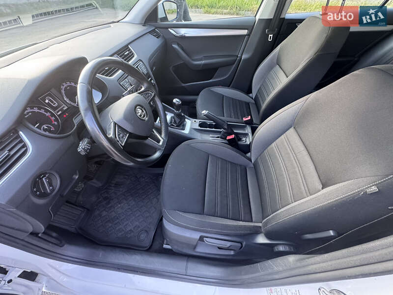 Универсал Skoda Octavia 2019 в Киеве