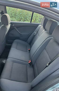 Лифтбек Skoda Octavia 2009 в 