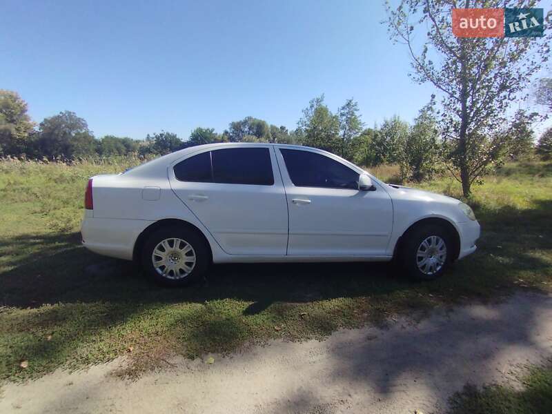 Лифтбек Skoda Octavia 2012 в Решетиловке
