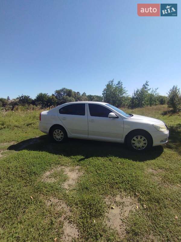 Лифтбек Skoda Octavia 2012 в Решетиловке