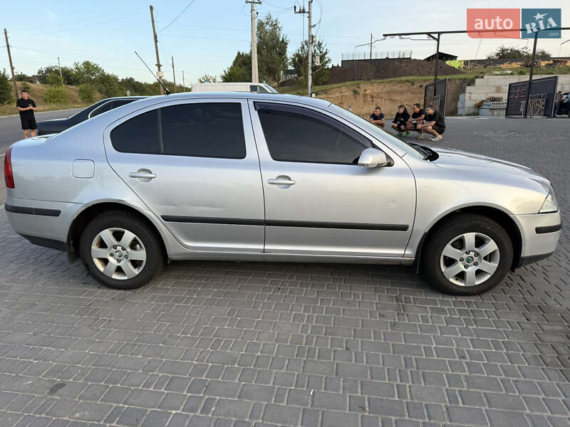Лифтбек Skoda Octavia 2008 в Фастове