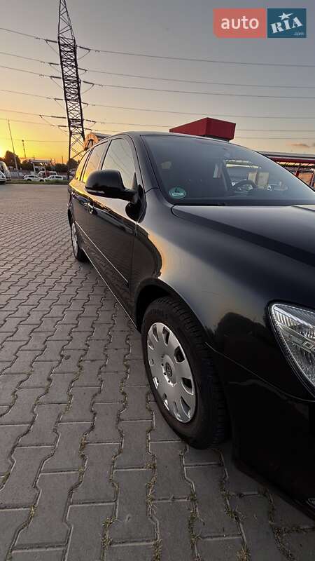 Универсал Skoda Octavia 2009 в Виннице