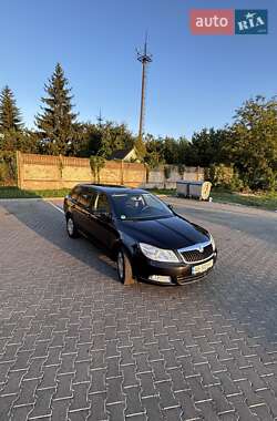 Универсал Skoda Octavia 2009 в 
